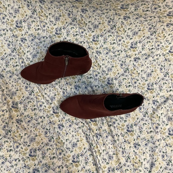 Maroon Booties- Size 10/ Good Condition! - Picture 2 of 4